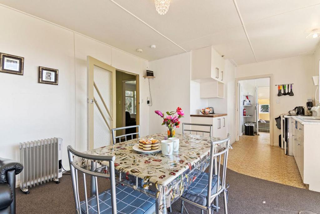 Pakawau Beach House - Golden Bay Holiday Home Bagian luar foto