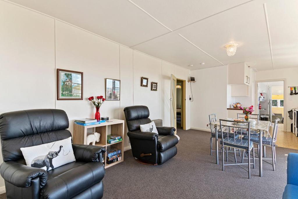 Pakawau Beach House - Golden Bay Holiday Home Bagian luar foto